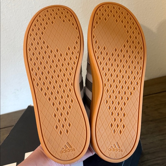 NIB [Adidas] Breaknet 2.0K Tennis Shoes Casual Sneakers White/Gray Youth 5 / W 6 - Picture 11 of 13